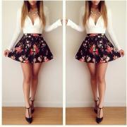 Long-sleeved low-cut floral mini dress AW915C